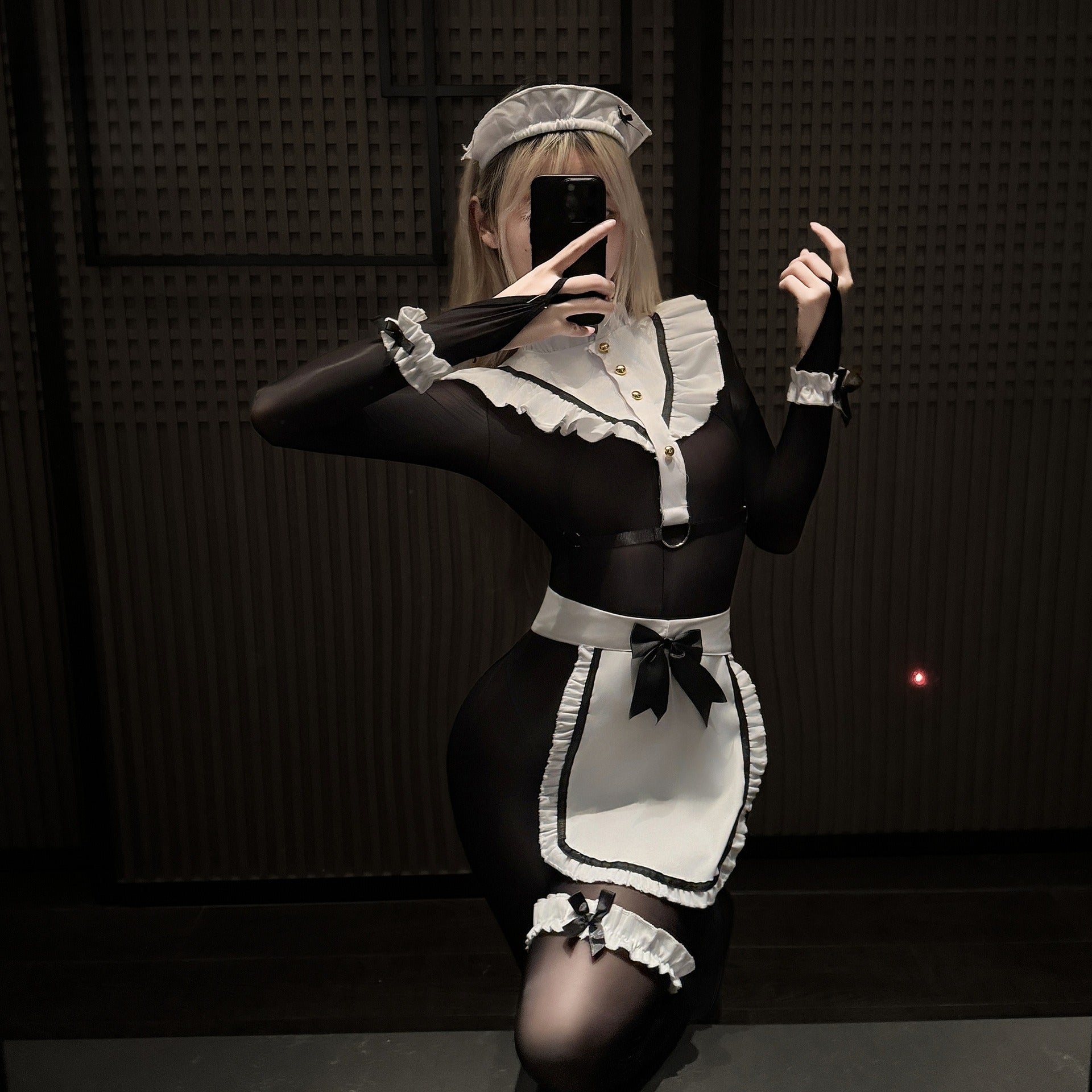 欢迎主人回家 透视连体开档爽滑油光女仆围裙制服.