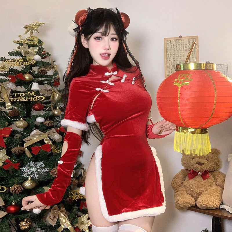 新年盘扣古典中袖旗袍开叉包臀制服套装
