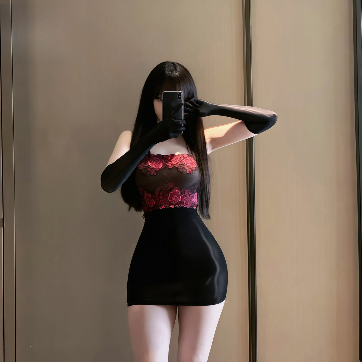 雾里看花 油光透视蕾丝吊带修身包臀裙