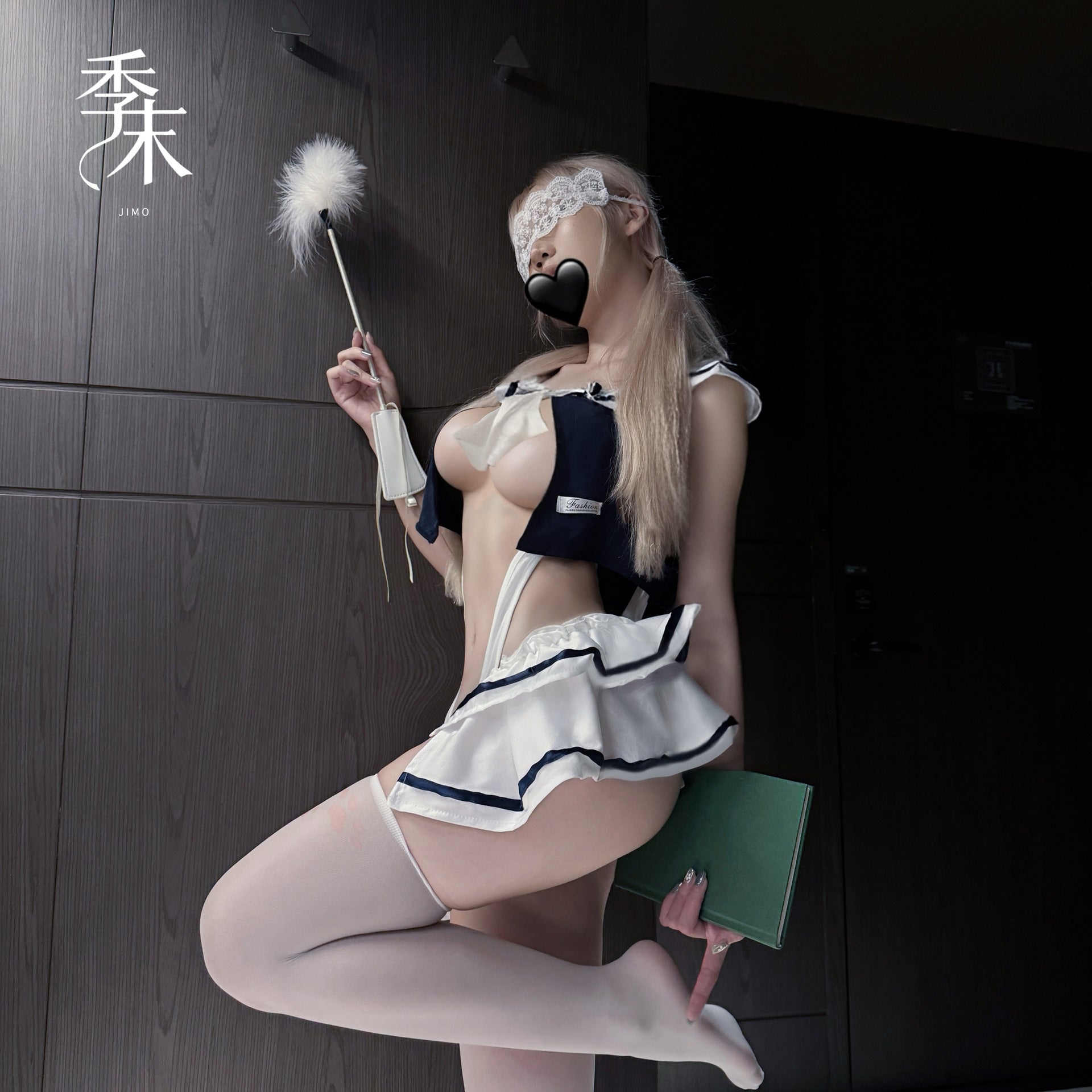 清纯学妹 日系校园纯欲露胸连体衣.