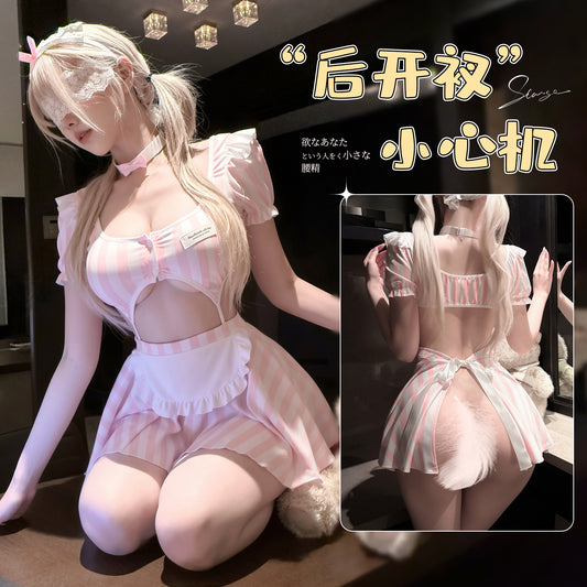 甜欲粉糖 心动讯号甜欲女仆露沟开衩连衣裙.